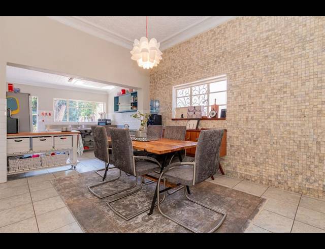 3 BEDROOM HOUSE FOR SALE IN KENSINGTON